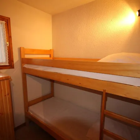 Petit 2 Pieces Cabine, Ensoleille, 4/5 Couchages - Fr-1-293-140 * Les Saisies