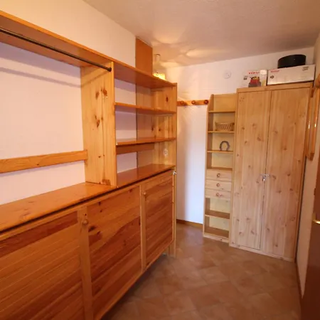 Petit 2 Pieces Cabine, Ensoleille, 4/5 Couchages - Fr-1-293-140 * Les Saisies